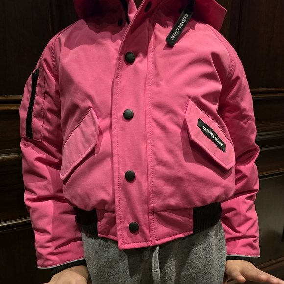 Canada goose Jacket - Picture 11 of 15